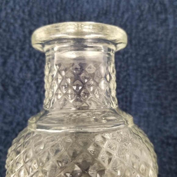 Vintage Avon Perfume Decanter - Picture 5 of 8